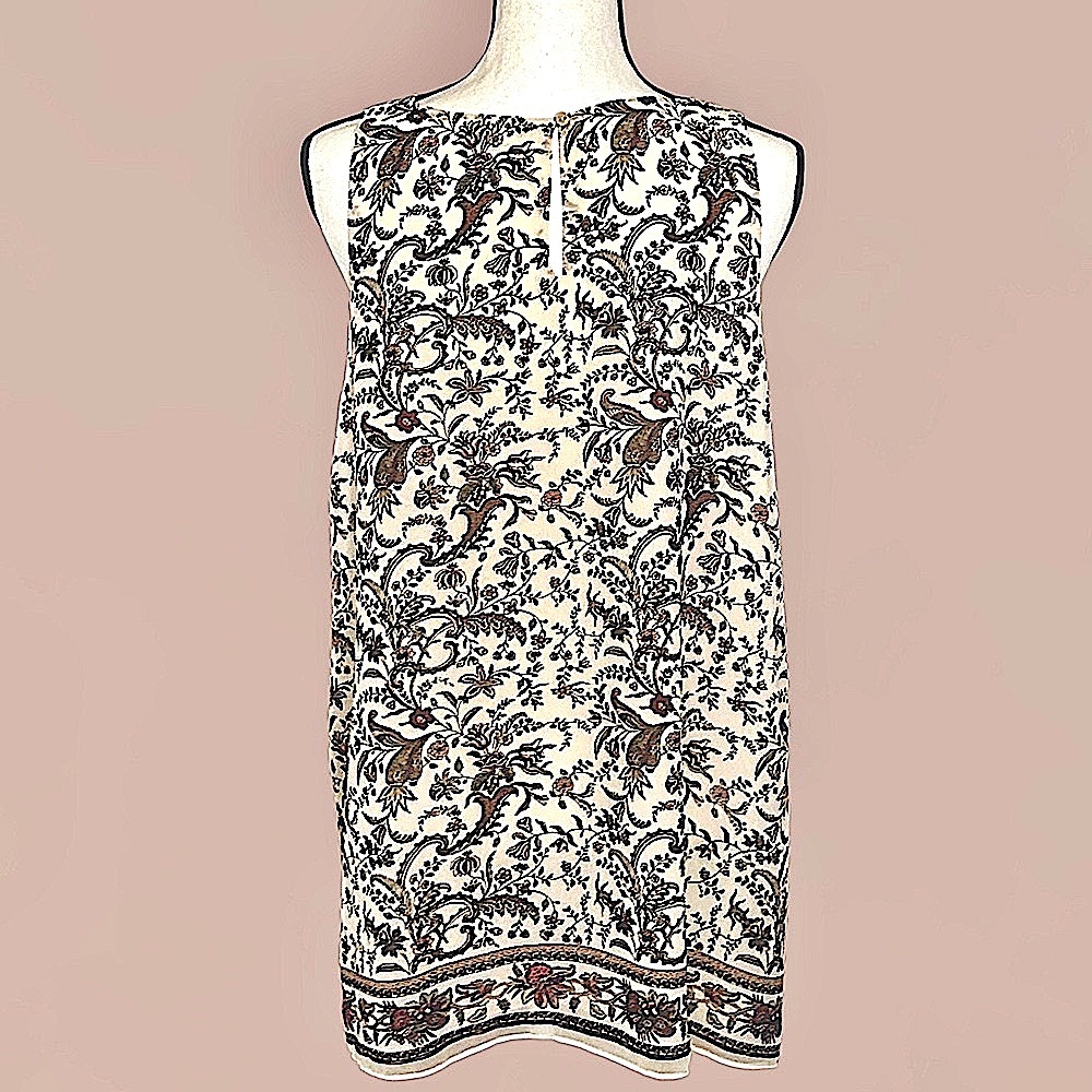 EUC! MAX STUDIO FLOWERED SLEEVELESS BLOUSE - Picture 3 of 11